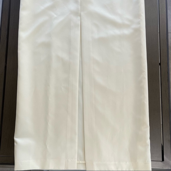 VINTAGE MICHAELANGELO PASTEL YELLOW FLOOR LENGTH SPAGHETTI STRAP GOWN!! - Picture 6 of 11